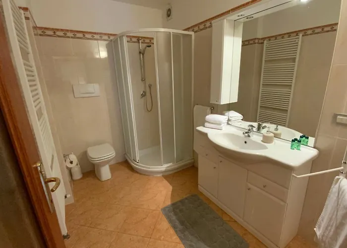 Rosina Gardino Villa