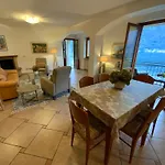 Rosina Gardino Villa