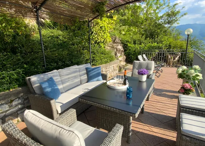 וילה Rosina Gardino *